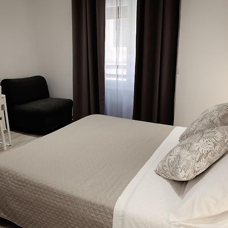Central Guest House Civitavecchia Eksteriør billede