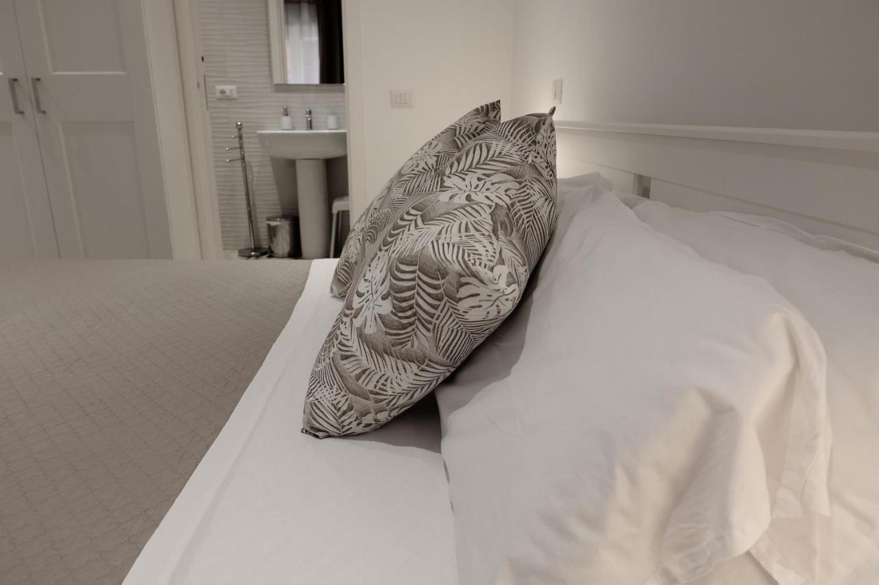 Central Guest House Civitavecchia Eksteriør billede